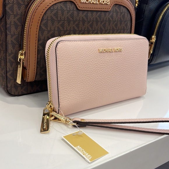 Michael Kors Jet Set Travel Large Flat Multifunction Phone Case Wristlet NWT - Picture 6 of 16